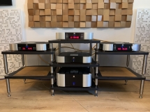 מערכת שמע MOON by simaudio